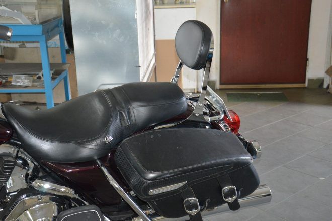 Oparcie pasażera do H-D Street Glide i Road King 1997-2008