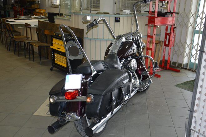 High backrest for Harley Touring Road King and Street Glide 1997-2008